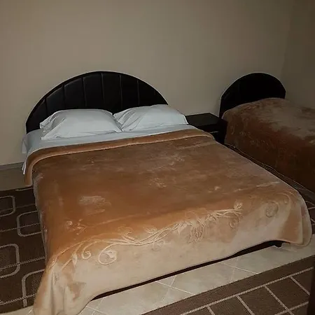 شقة Avnoj-a *